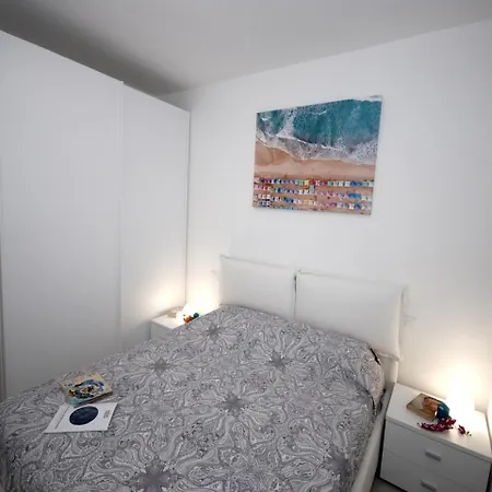 Arketipi Apartment